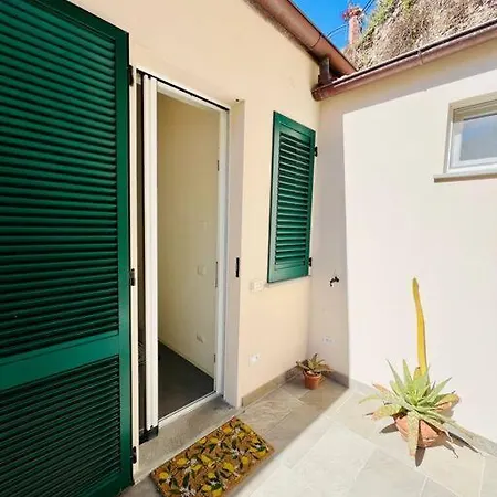 דירה Luxury Seafront Penthouse *