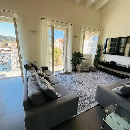 Luxury Seafront Penthouse Apartment Porto Azzurro