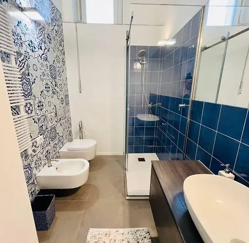 Luxury Seafront Penthouse *